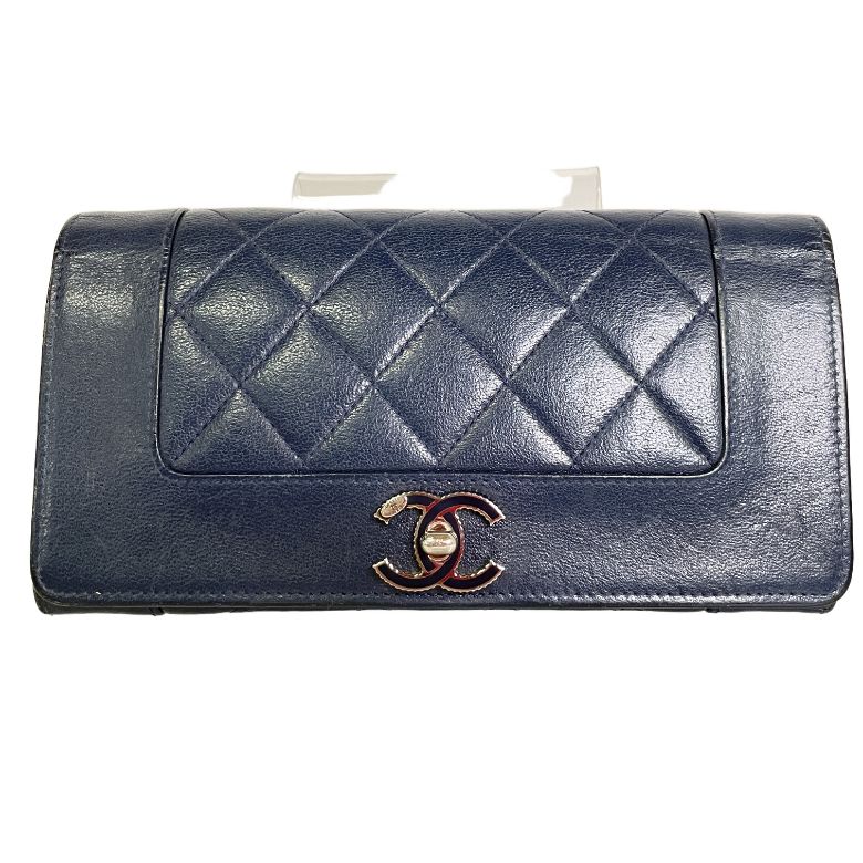 CHANEL シャネル マトラッセ マドモアゼル 長財布 レザー ネイビー レディース 小物 中古 T11299191