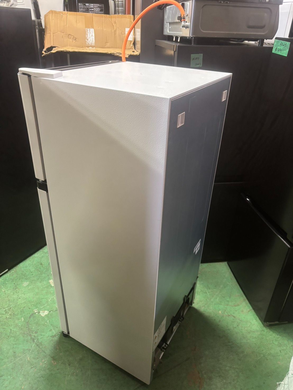 Hisense 124L冷蔵庫- HR-B12E4W-2024 [99263] - メルカリ