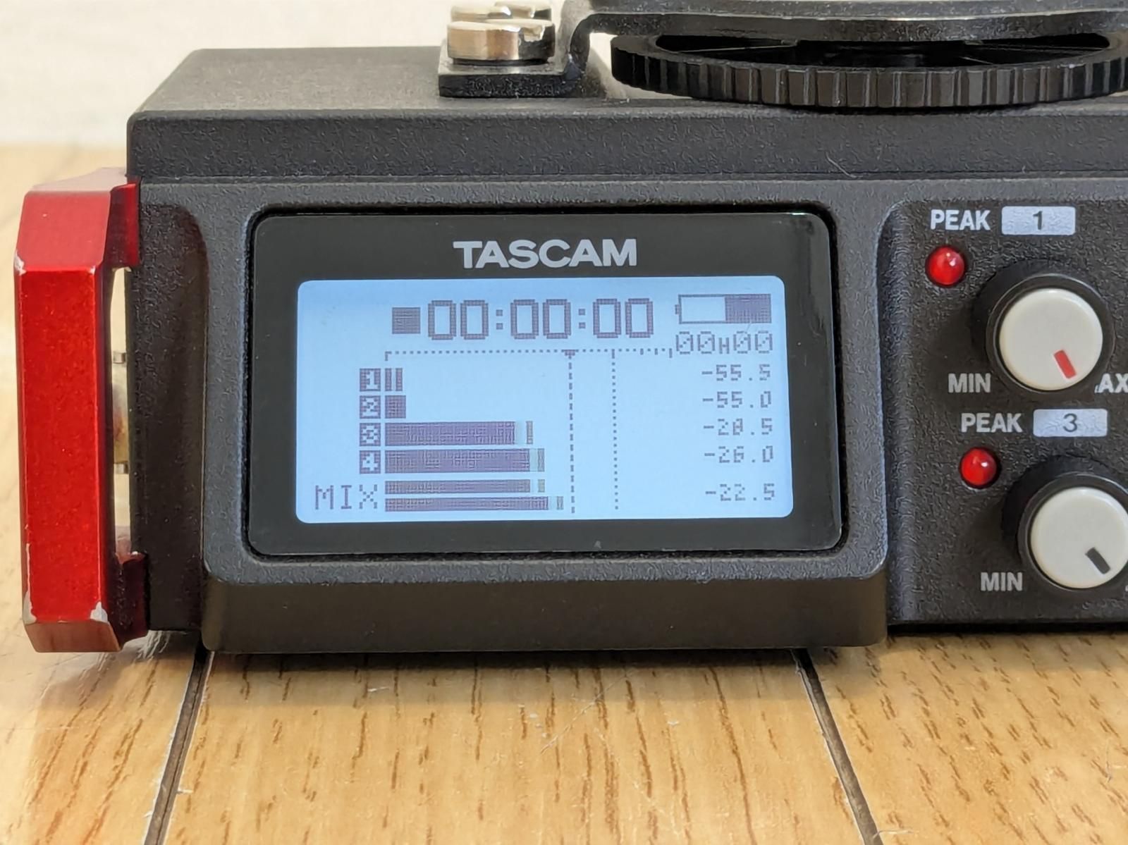 TASCAM タスカム リニアPCMレコーダー DR-701D - メルカリ