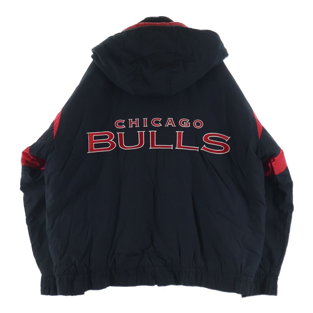 VINTAGE (ヴィンテージ) 90S VINTAGE LOGO 7 CHICAGO BULLS ヴィンテージ ロゴセブン シカゴブルズ ロゴ刺繍 中綿フーデッドジャケット ブラック/レッド