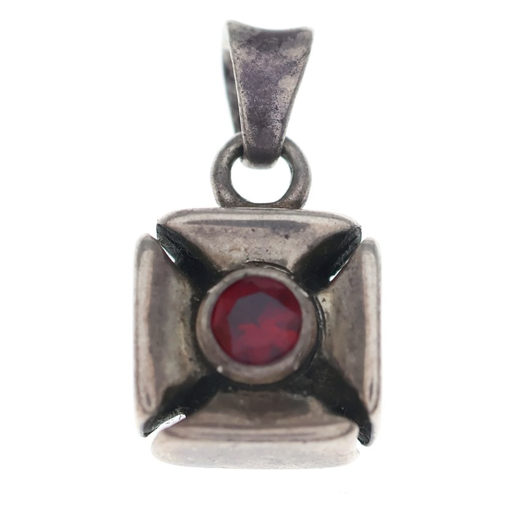 Travis Walker (トラヴィスワーカー) DOUBLE CROSS CHARM ダブルクロスチャーム ネックレストップ ペンダント シルバー/レッド