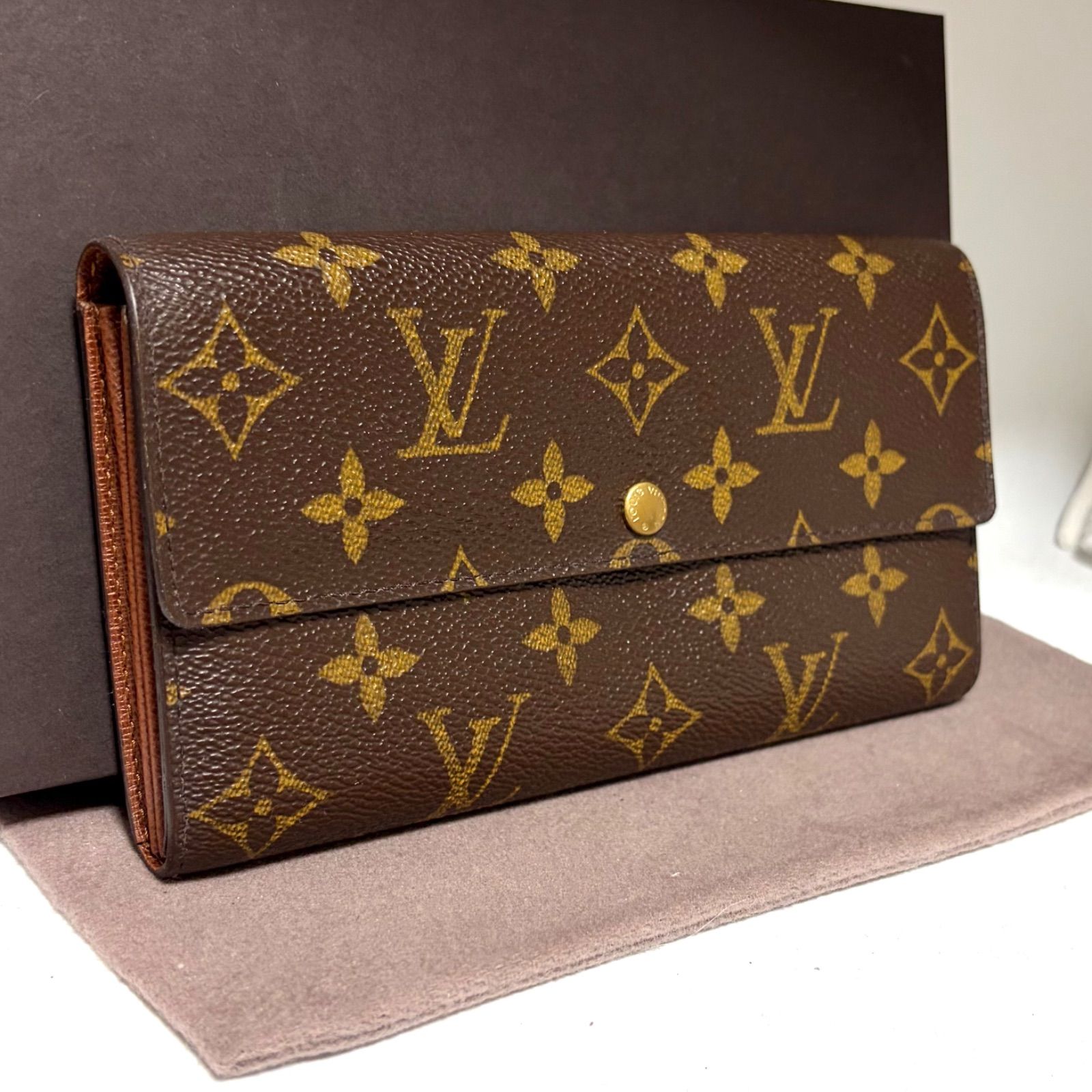 d87 ポルトフォイユ サラ　旧型　Louis Vuitton ルイ ヴィトン 　2つ 折り　二つ折り　フラップ ボタン 式　長 財布　ウォレット　モノグラム