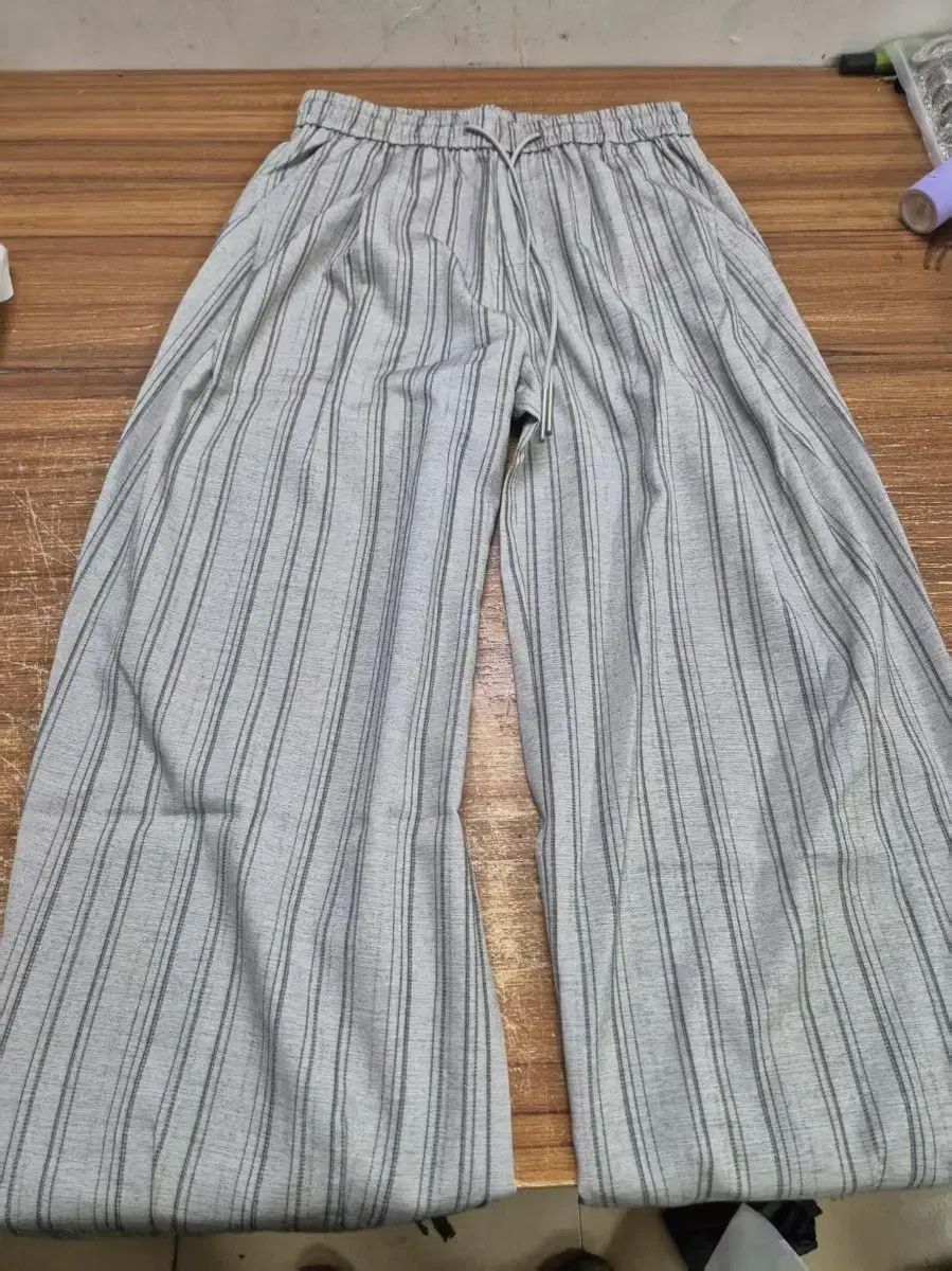リネンズボン 出品