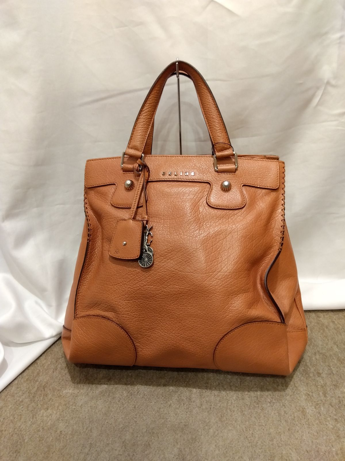 M08　 CELINE セリーヌ オルロフ ヴィンテージ 馬車 本革 レザー 2way ショルダーバッグ トートバッグ 大容量 ハンドバッグ 斜め掛け 肩掛け 手提げ 腕掛け クロスボディ イタリア製