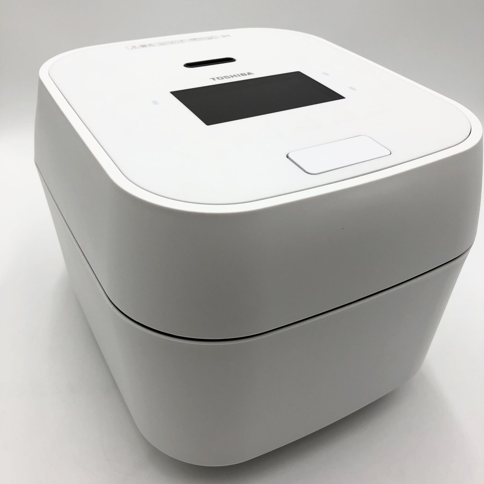 TOSHIBA(東芝) 炊飯器 炎匠炊き 5.5合 RC-10MGW(W) グランホワイト 真空圧力IH rice cooker 日本製 大火力 早炊き 真空保温白米40時間 お手入れ簡単