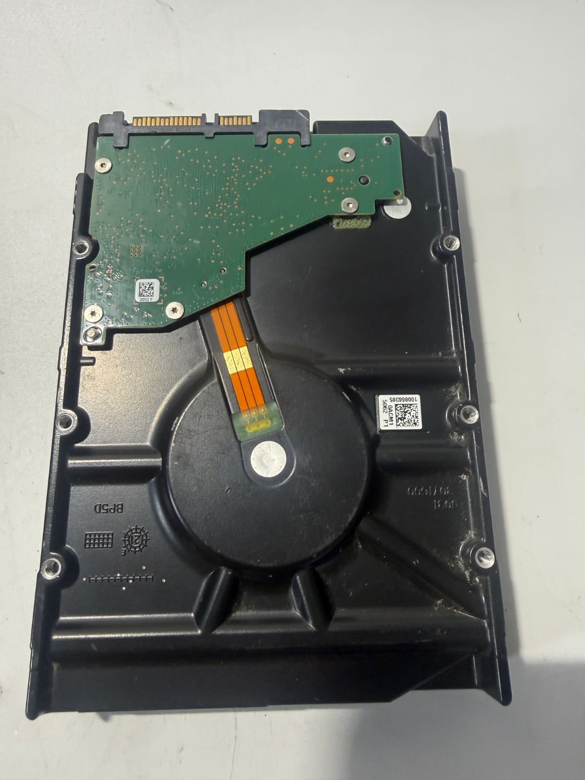SEAGATE IRONWOLF NAS 8TB 確認済