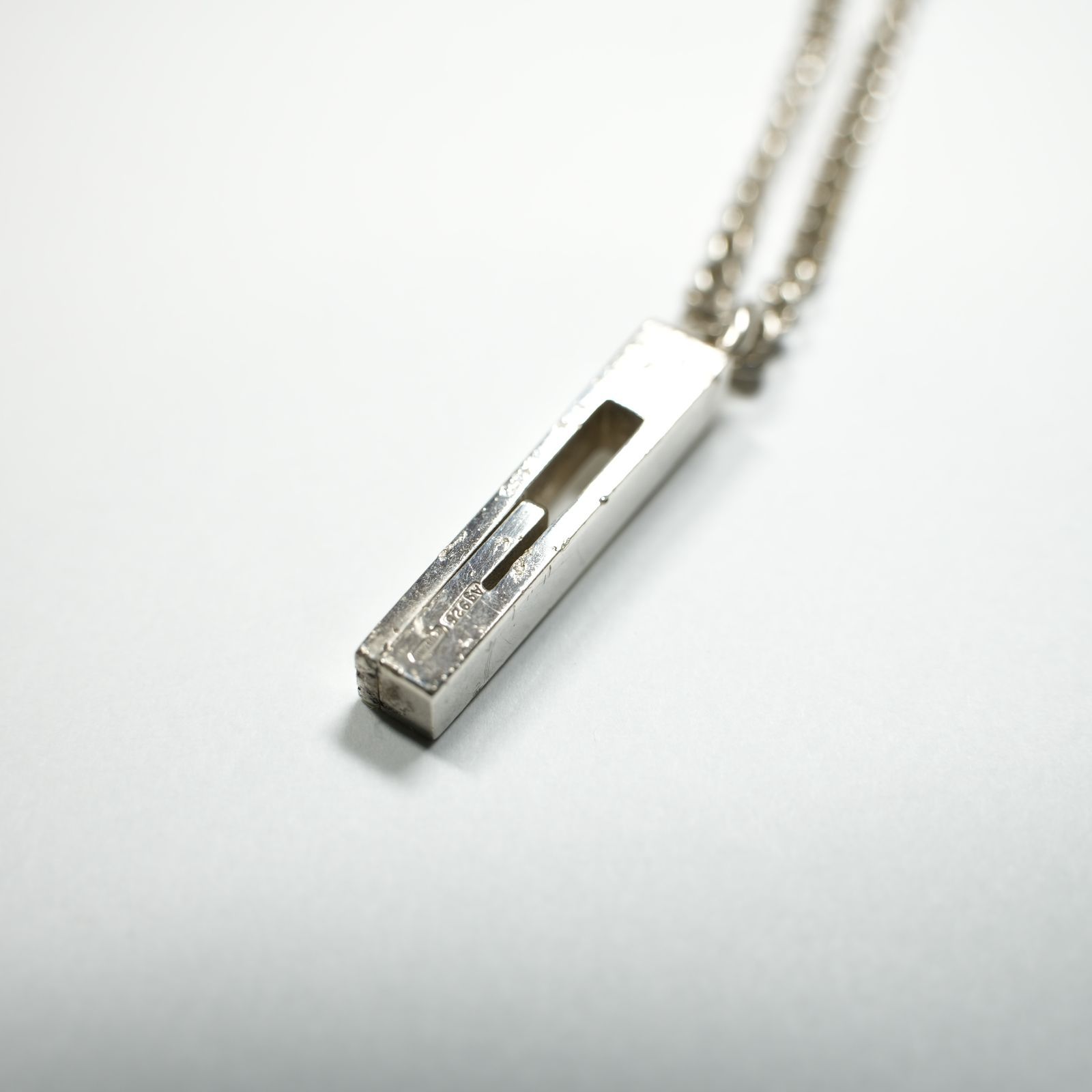 m001 B 1. GUCCI グッチ カットアウトG ネックレス sv925