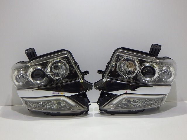 N-BOXカスタム ヘッドライト左右 HID JF1 JF2 前期 100-62038 4 33100/33150-TY0-J61 コーティング 260606074
