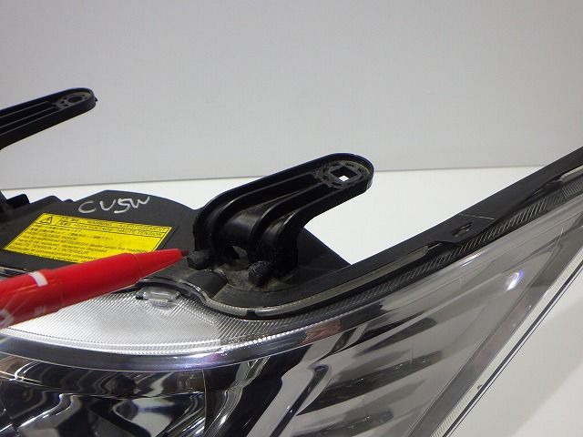 デリカD5 ヘッドライト左右 HID CV 前期 100-87918 8301C536 8301D291