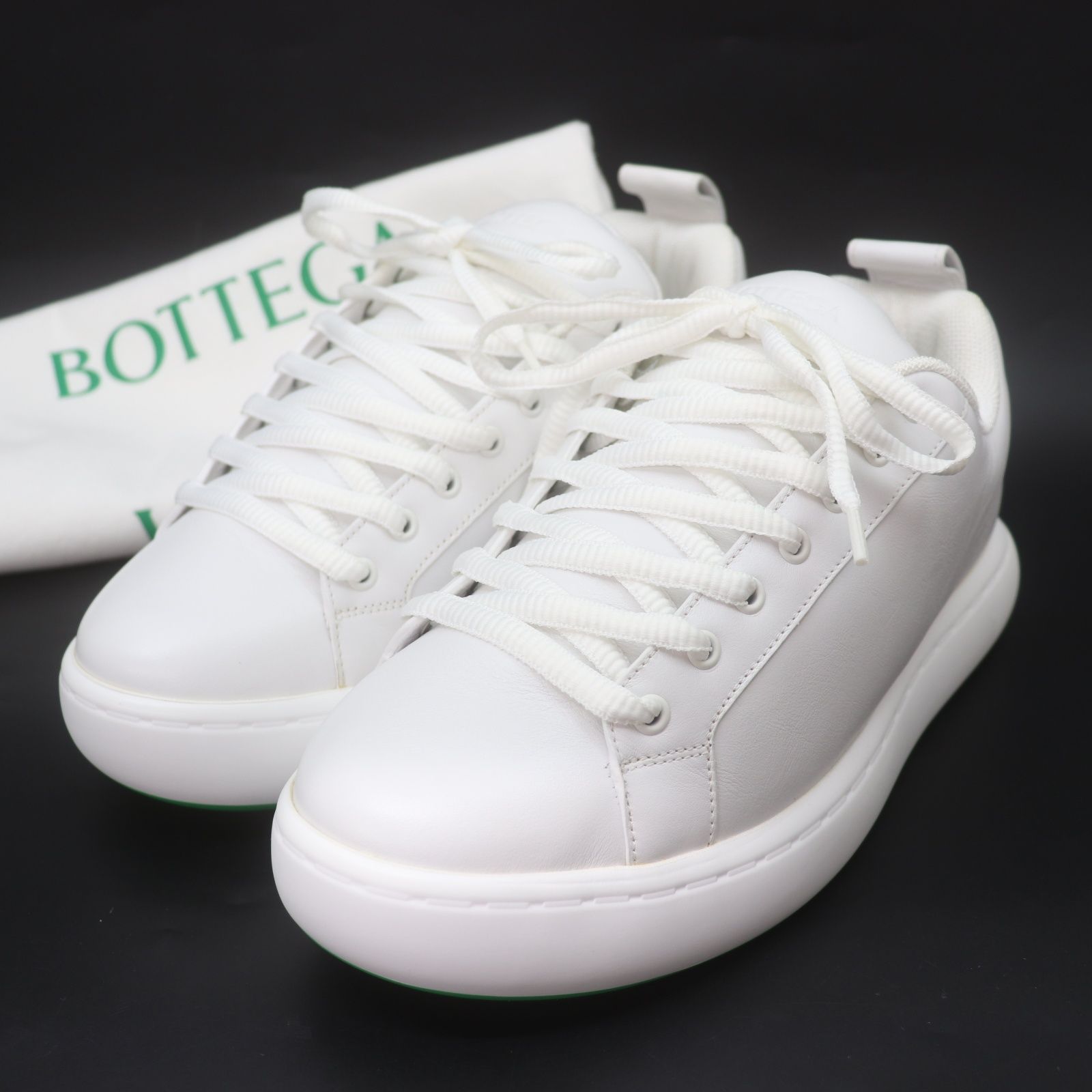 IT4YEK4CUVBK 未使用 BOTTEGA VENETA ボッテガ・ヴェネタ ピロー