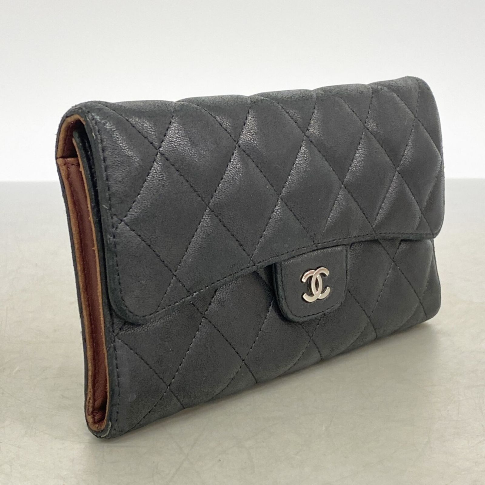 シャネル(Chanel) シャネル 三つ折り長財布 マトラッセ ラムスキン