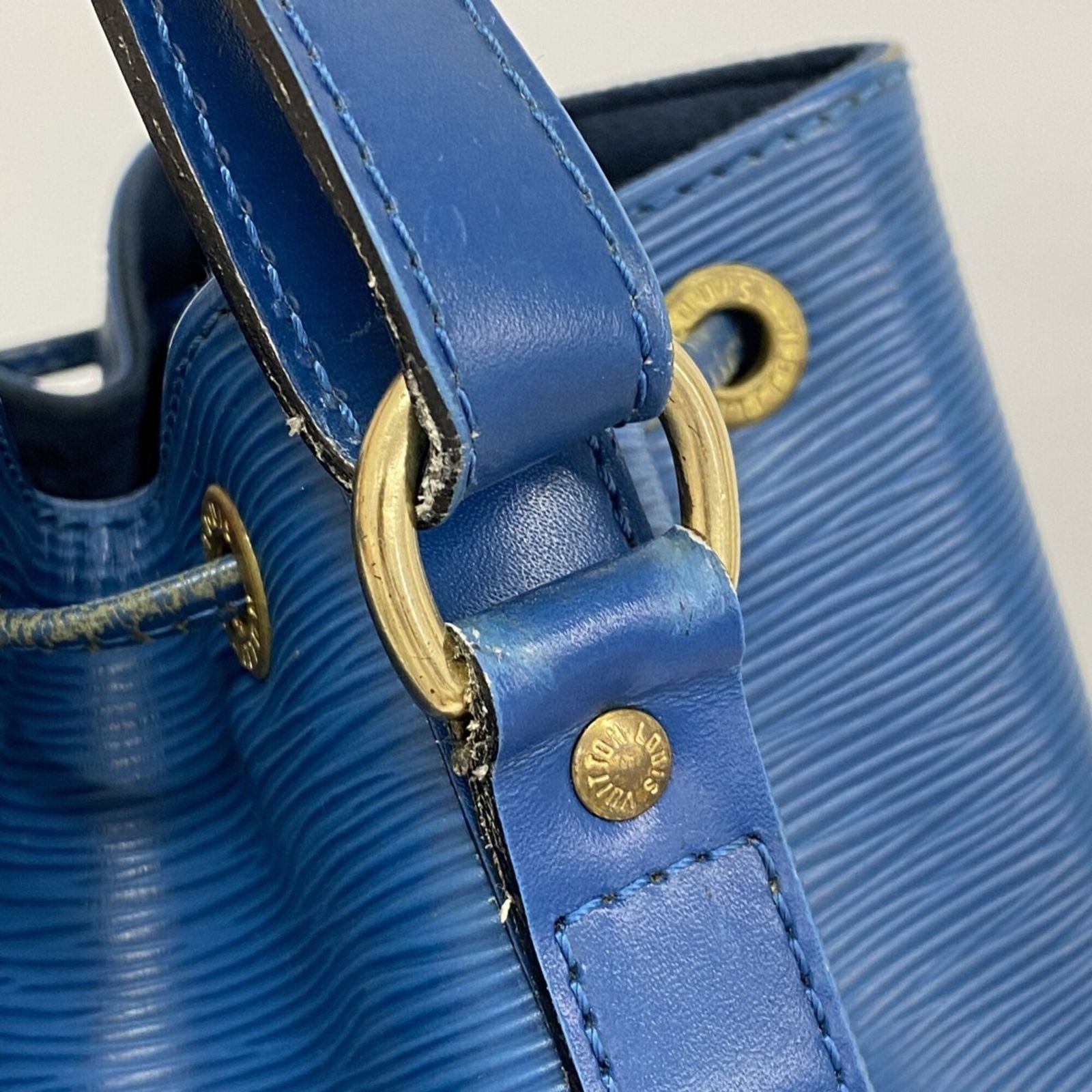 ルイ・ヴィトン(Louis Vuitton) ルイ・ヴィトン ショルダーバッグ エピ ノエ M44005 トレドブルーレディース