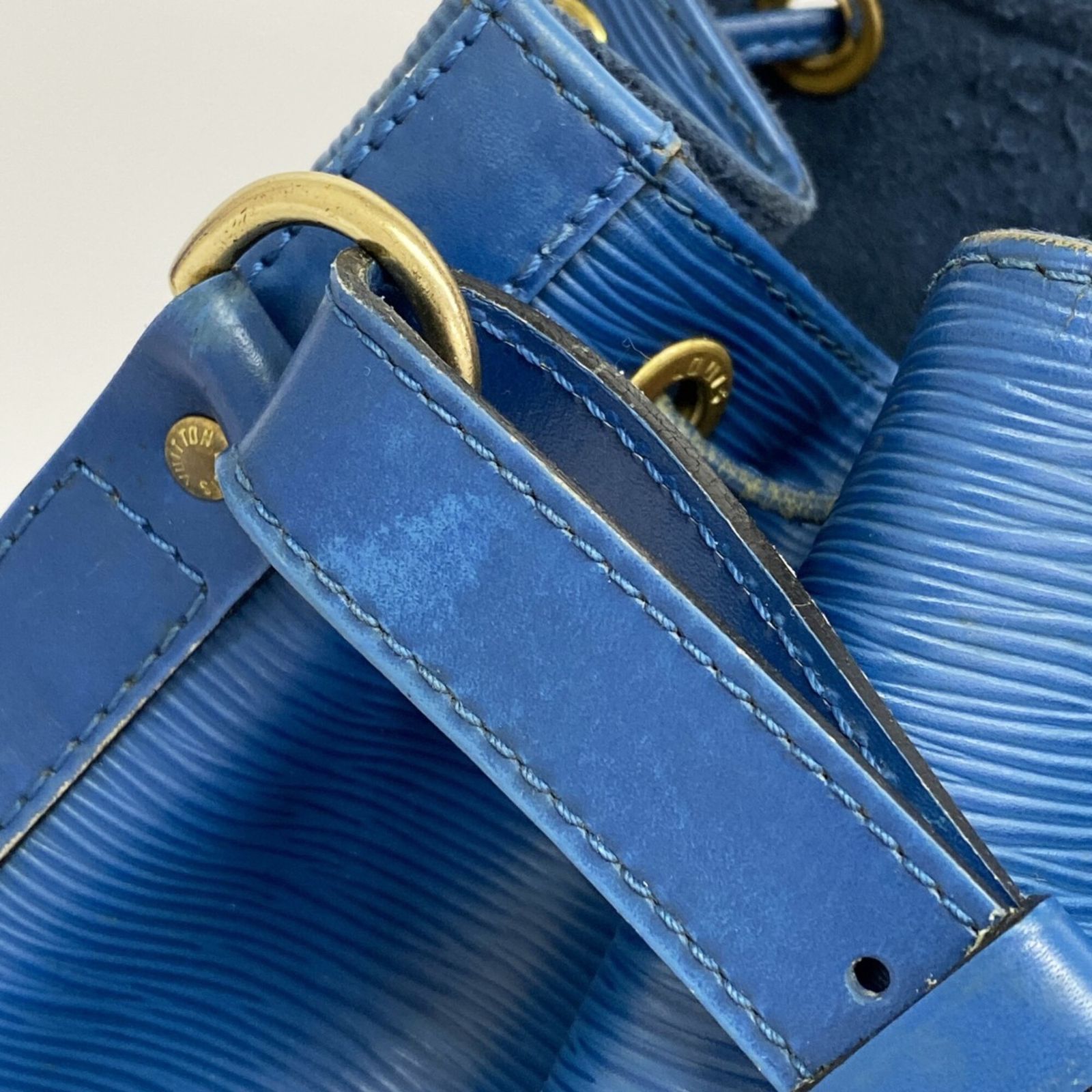 ルイ・ヴィトン(Louis Vuitton) ルイ・ヴィトン ショルダーバッグ エピ ノエ M44005 トレドブルーレディース