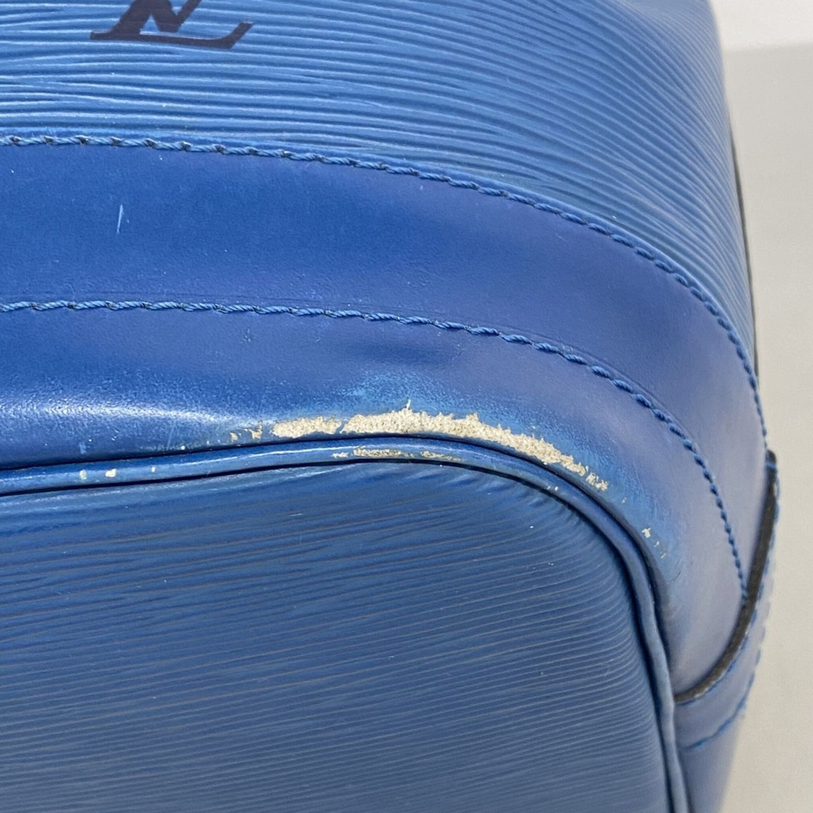 ルイ・ヴィトン(Louis Vuitton) ルイ・ヴィトン ショルダーバッグ エピ ノエ M44005 トレドブルーレディース