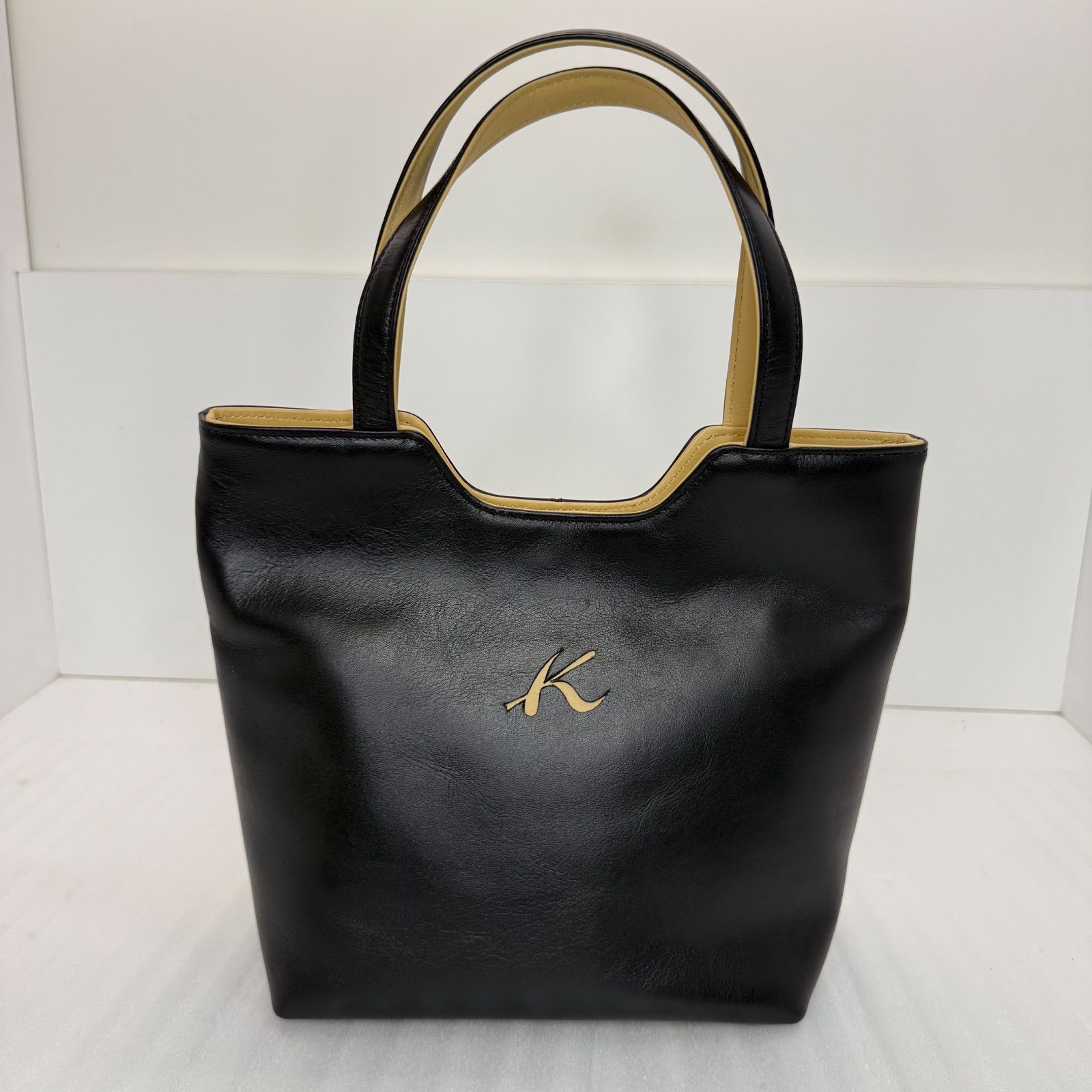【新品未使用】キタムラK2 レザーハンドバッグ ブラック Kロゴ ミニカード付