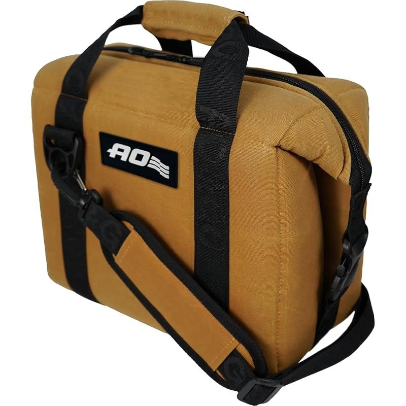 【新品】 【日本正規品】AO Coolers (エーオークーラーズ) 9パック ワックスドキャンバス ソフトクーラー キャメル 8.5L 軽量 撥水 保冷 クーラーボックス クーラーバッグ 保冷バッグ 小型 アウトドア キャンプ ピクニック (正規品5年）