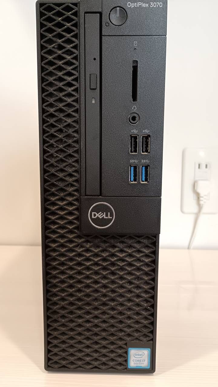 中古デスクトップPC　Dell OptiPlex 3070 SFF　i7　16GB