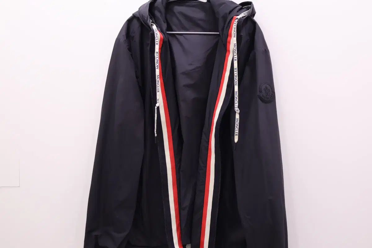 モンクレール カールレス フード ジャケット K10911A00197 54A91