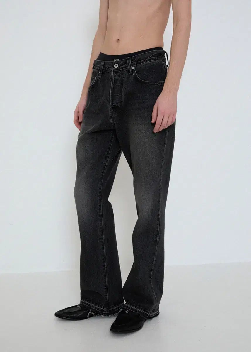 252 RELAXED FLARE DENIM JEANS イニール innir 17,511円