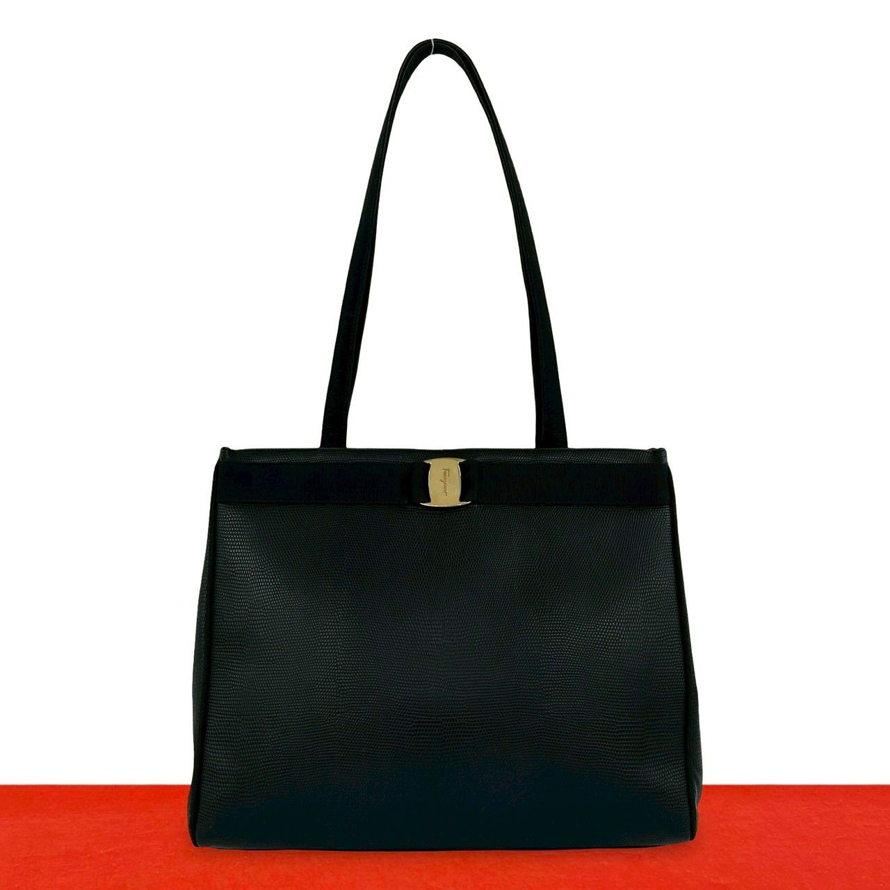 極 美品 Salvatore Ferragamo サルヴァトーレフェラガモ ヴィンテージ ヴァラリボン 金具 レザー 本革 トートバッグ ブラック 41505