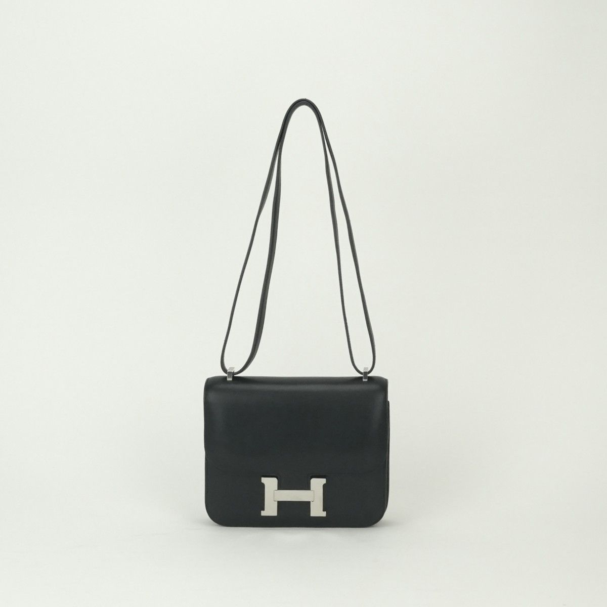 エルメス HERMES コンスタンス3 ミニ18 コンスタンス 3 ミニ18 バッグ ショルダーバッグ タデラクト ノワール Noir ブラック Black 黒 シルバー金具 ボックスカーフ
