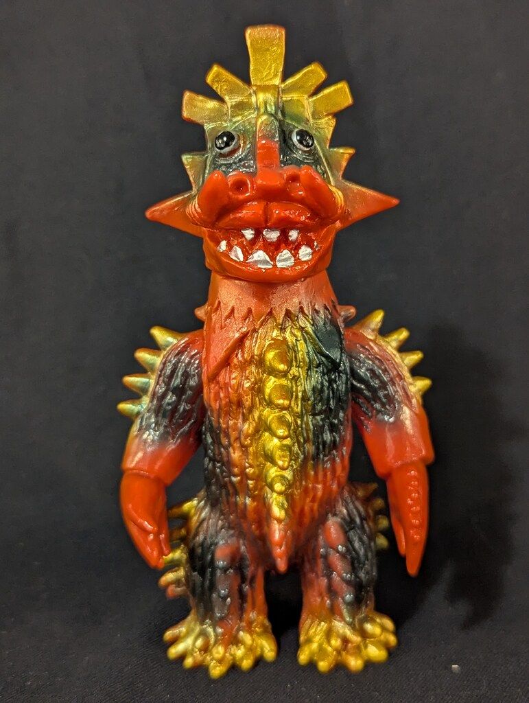 ぶたのはな ソフト焼き玩具怪獣シリーズ マザリュース 赤成型