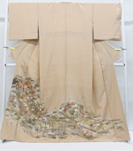 【一輝堂】色留袖 スワトウ刺繍 中国三大刺繍 金糸 三つ紋 比翼仕立て 着物 身丈約170cm 裄丈約69cm 26z05-2914