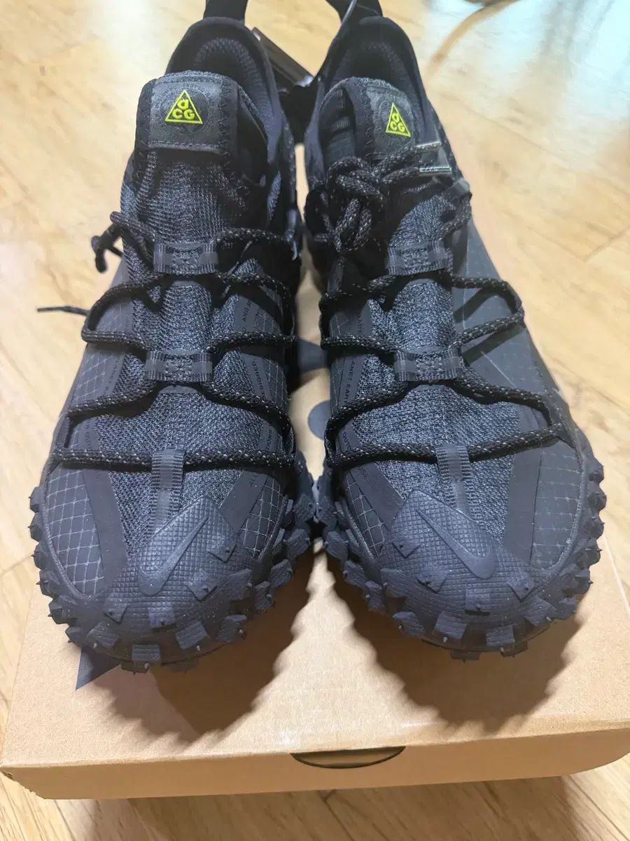 (260) NIKE ACG マウンテン GORE-TEX SE ダーク スモーク グレー
