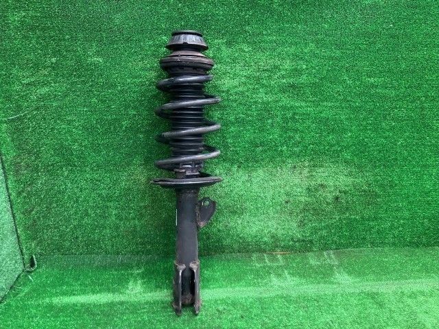 シエンタ NCP175G 右フロントストラット X 4WD 6人 48510-52K71 48510-52K71 209