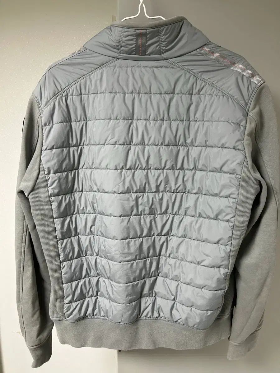 PARAJUMPERS 軽量ダウン PARAJUMPERS 軽量ダウン