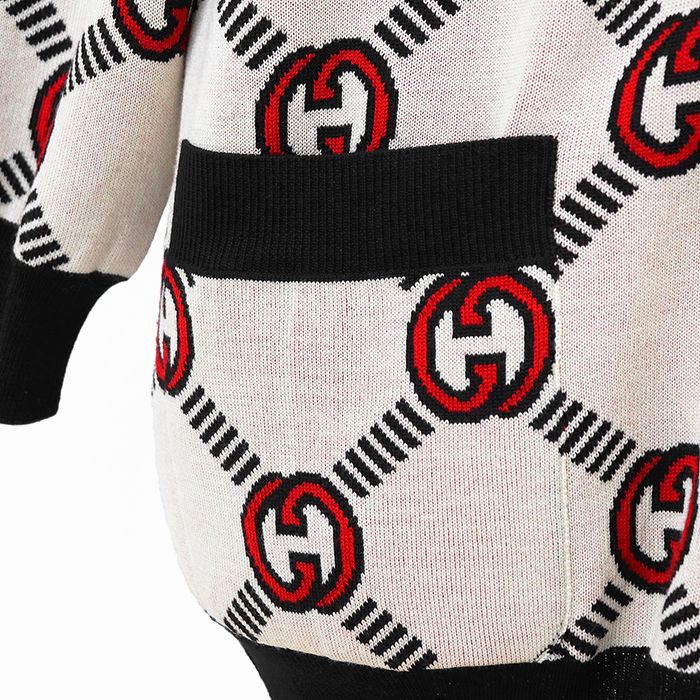 【極美品】GUCCI グッチ リバーシブルカーディガン サイズ L メンズ ロゴ GGスプリーム インターロッキング ジャガード ダブルフェイスニット ストレッチ ロングスリーブ 長袖 レディース着用可 トップス アイボリー ブラック 黒 総柄 イタリア製