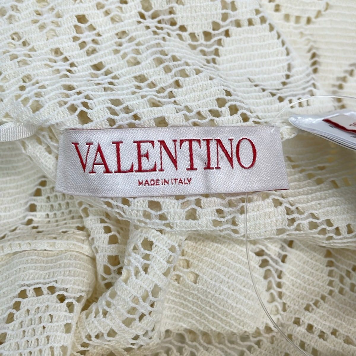 VALENTINO(バレンチノ) 半袖カットソー サイズ38 M レディース美品 - アイボリー クルーネック/フラワー(花) VALENTINO(バレンチノ) 半袖カットソー サイズ38 M レディース美品 - アイボリー クルーネック/フラワー(花)