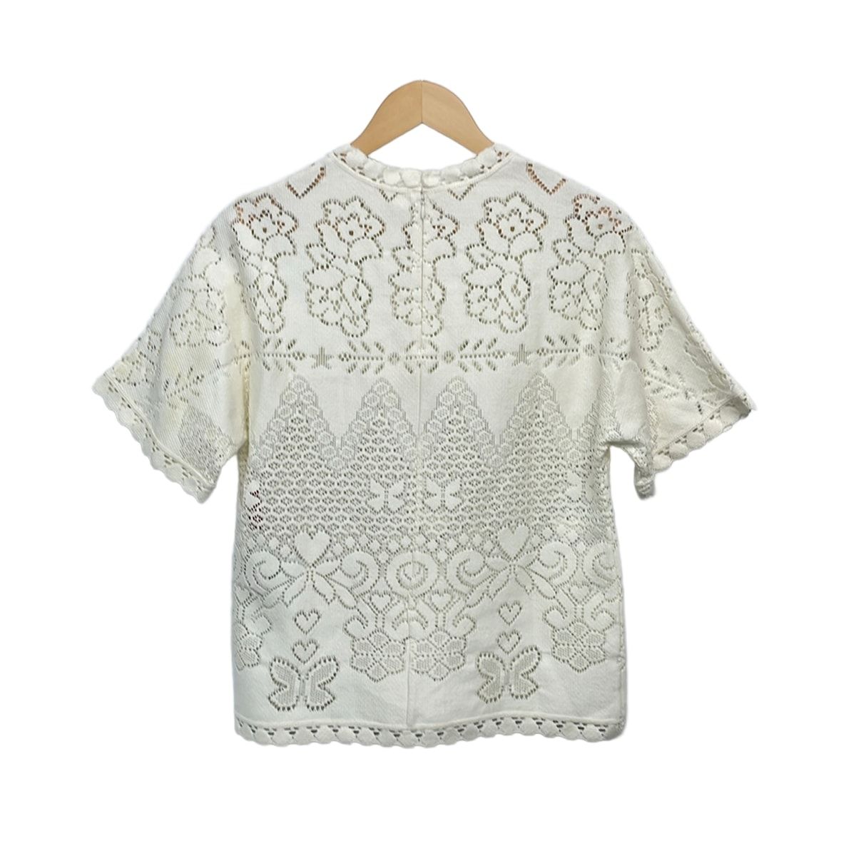VALENTINO(バレンチノ) 半袖カットソー サイズ38 M レディース美品 - アイボリー クルーネック/フラワー(花) VALENTINO(バレンチノ) 半袖カットソー サイズ38 M レディース美品 - アイボリー クルーネック/フラワー(花)