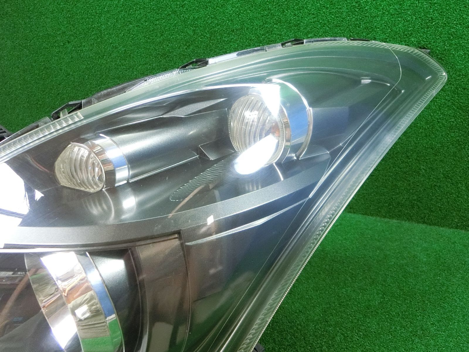 [16199] 送料無料 スズキ スイフト ZC72S 左 ヘッドライト HID STANLEY P9120 研磨済 破損なし