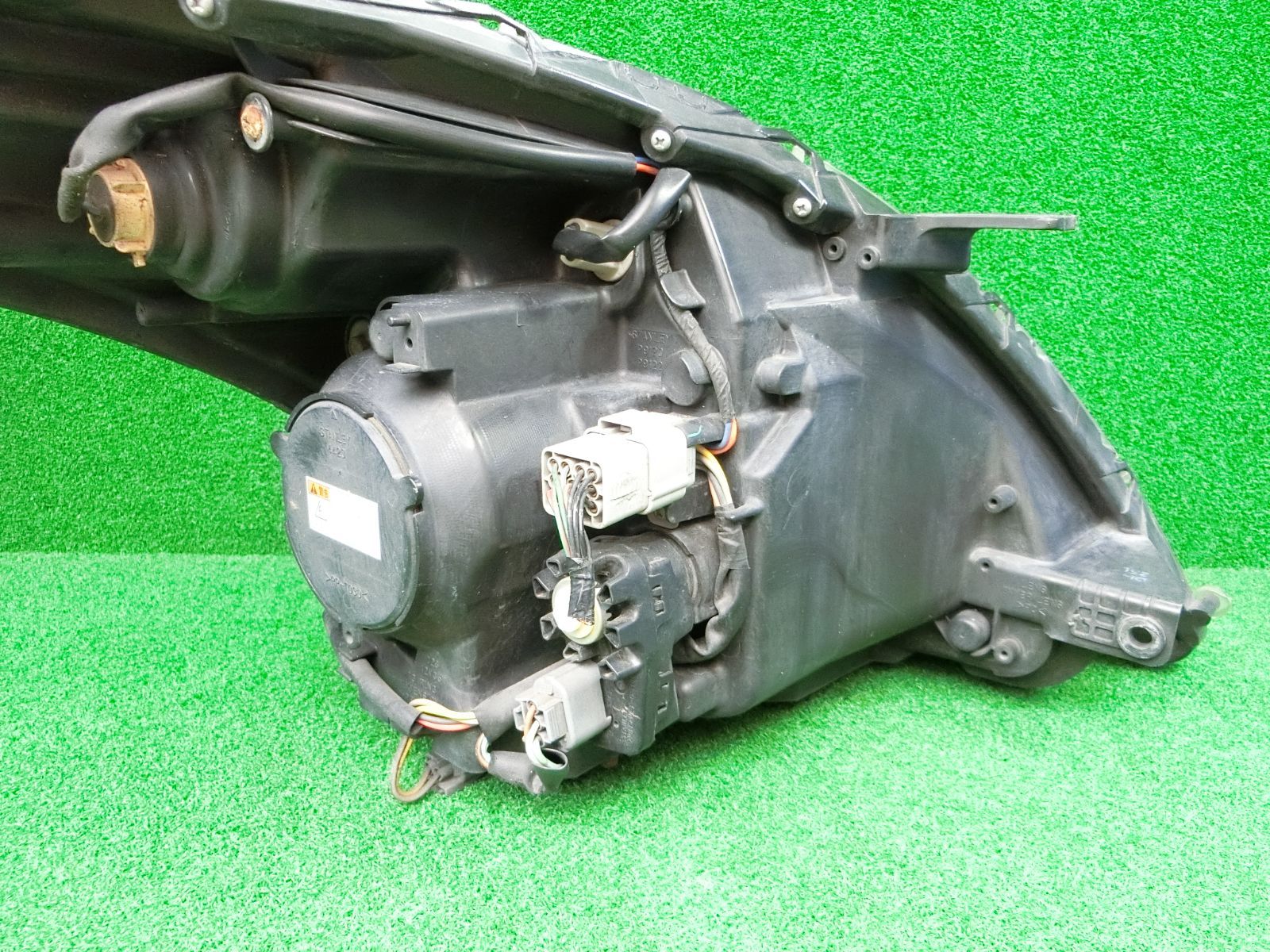 [16199] 送料無料 スズキ スイフト ZC72S 左 ヘッドライト HID STANLEY P9120 研磨済 破損なし