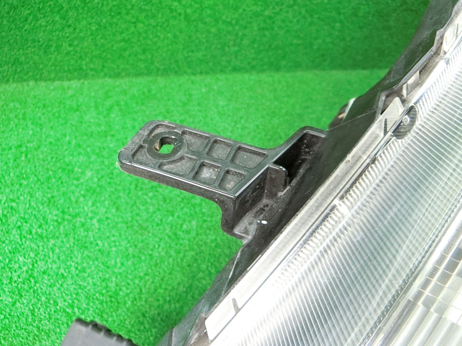 [16199] 送料無料 スズキ スイフト ZC72S 左 ヘッドライト HID STANLEY P9120 研磨済 破損なし
