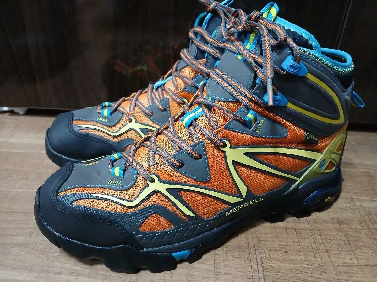 メレル ゴアテックス 登山靴 オレンジ色 280