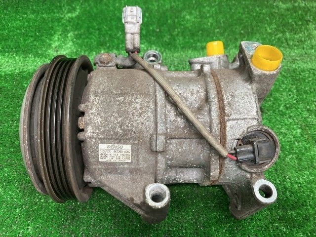 シエンタ NCP175G エアコンコンプレッサー X 4WD 6人 デンソー 447260-4202 88310-52750 209