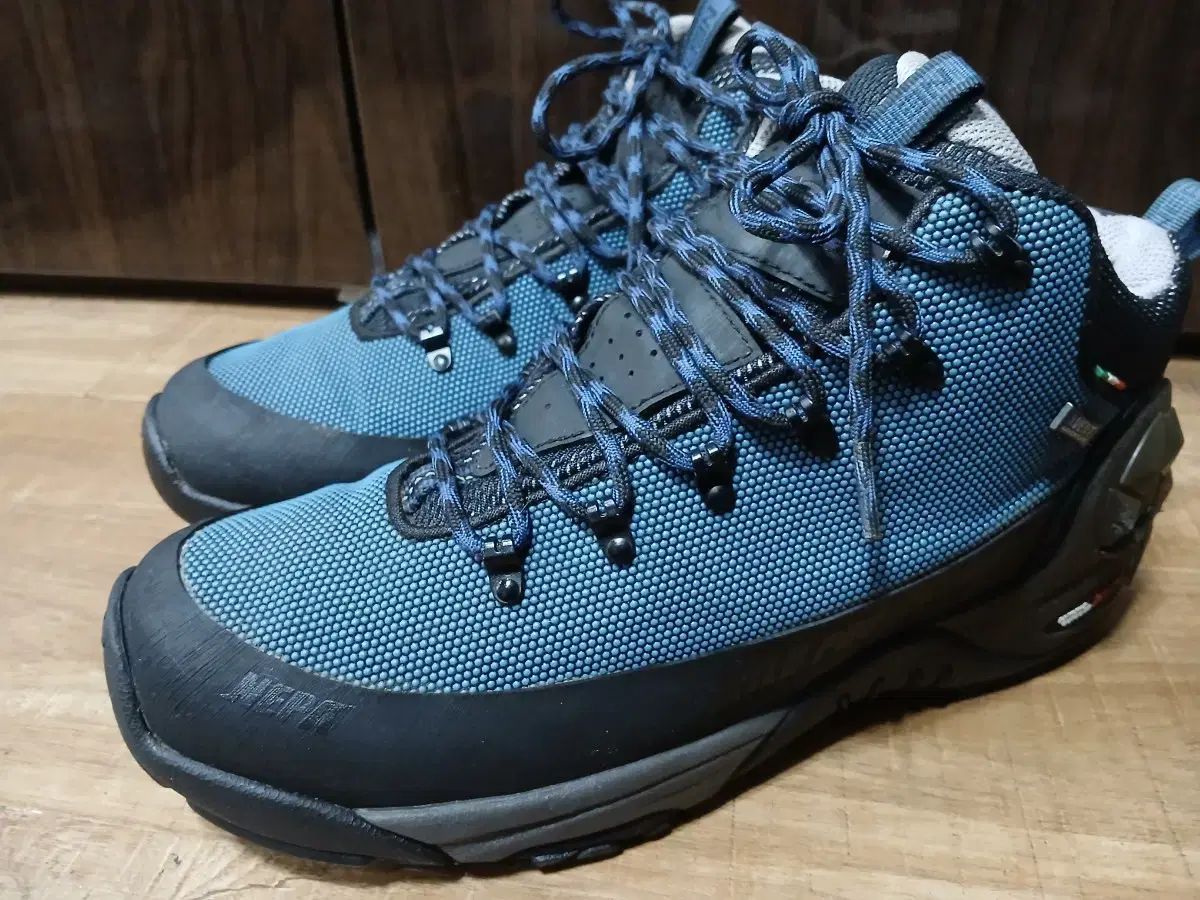 メフィスト 登山靴 ブルー 265