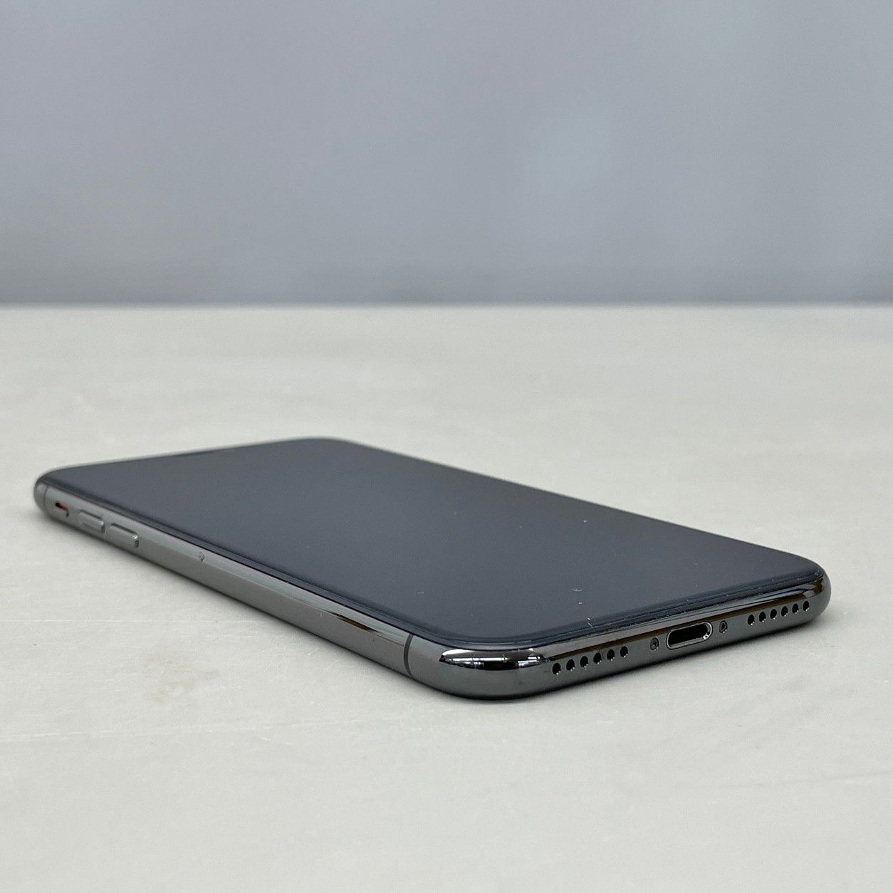 iPhone Ⅹ 256GB スペースグレイ SoftBank SIM解除済 - メルカリ iPhone Ⅹ 256GB スペースグレイ SoftBank SIM解除済 - メルカリ