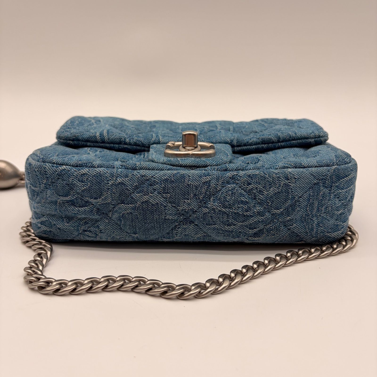 極美品✨CHANEL シャネル ショルダーバッグ ミニマトラッセ デニム 