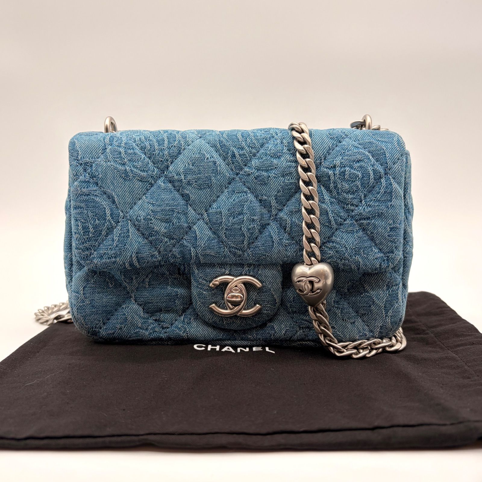 極美品✨CHANEL シャネル ショルダーバッグ ミニマトラッセ デニム