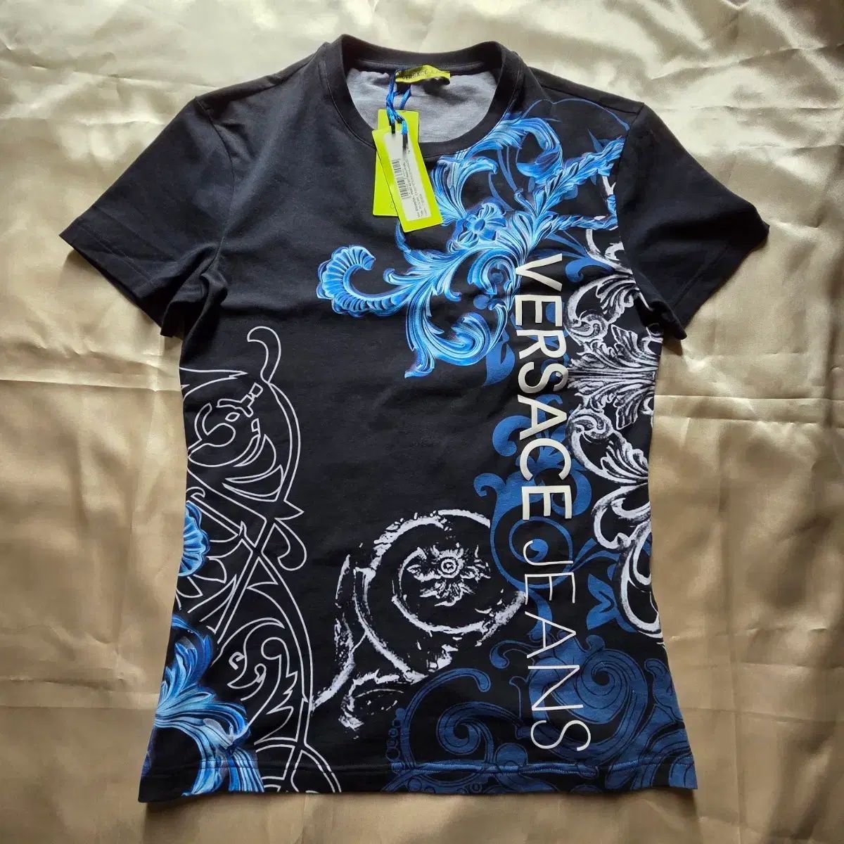 新品 (正規品) Versace ヴェルサーチェ ジーン クチュール ブラック ブルー バロック パータン 半袖T