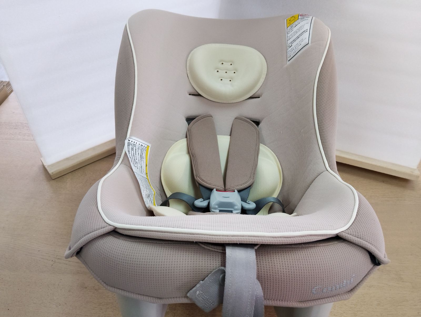 中古・美品・除菌クリーニング済】Combi（コンビ） チャイルドシート