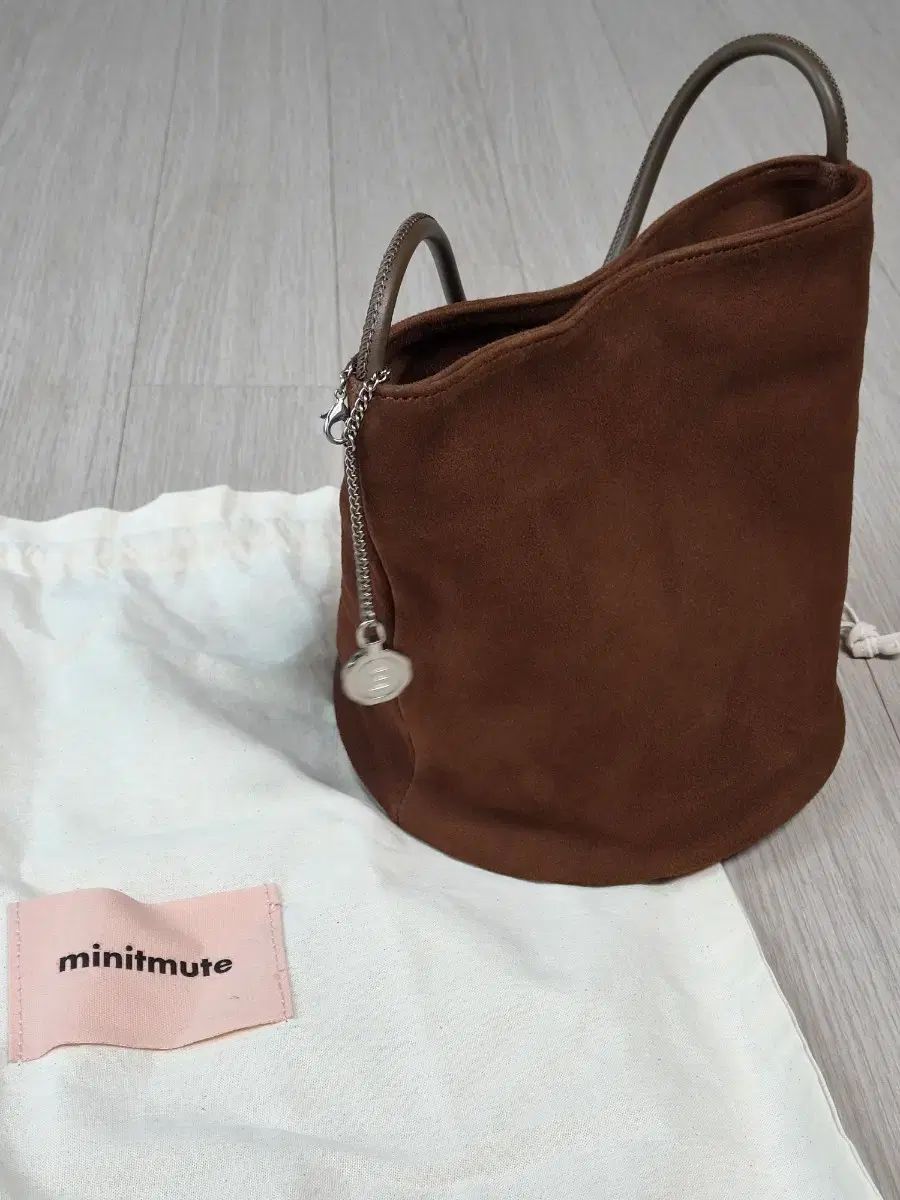 MINITMUTE ウッディ