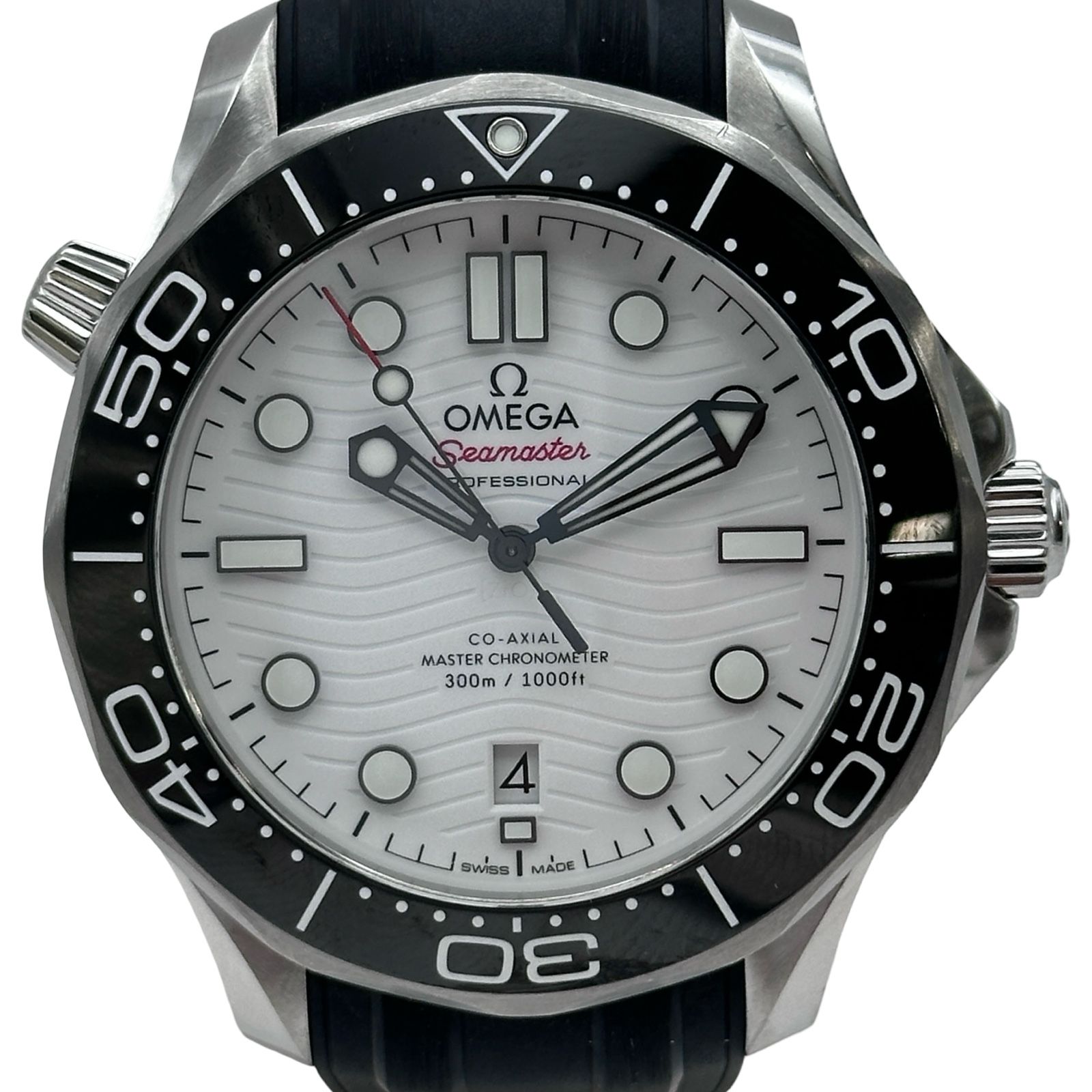 オメガ OMEGA シーマスター ダイバー 300M コーアクシャル マスタークロノメーター 210.32.42.20.04.001 ホワイト ステンレススチール 自動巻き メンズ 腕時計 311,850円