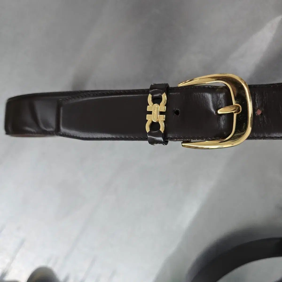 FERRAGAMO フェラガモ ガンチーニ ロゴ ベルト ブラウン