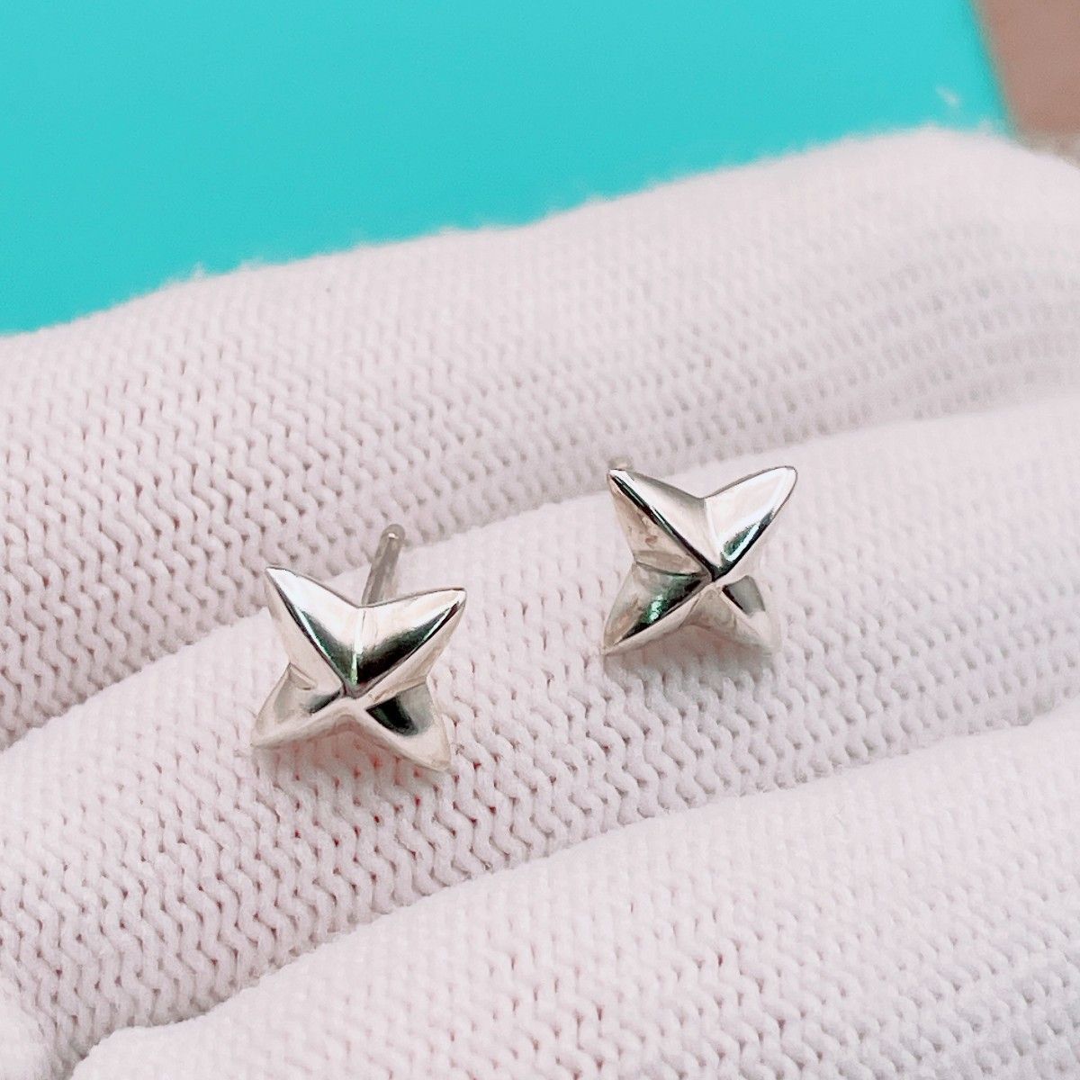 ◇ティファニー◇新品仕上済 Tiffany&Co. シリウススター ピアス Ag925