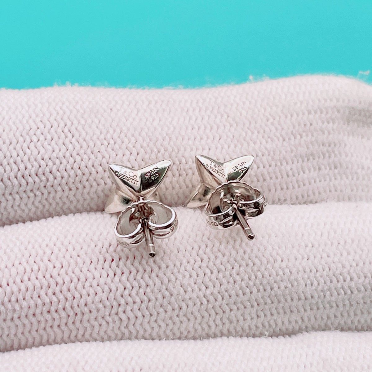 ◇ティファニー◇新品仕上済 Tiffany&Co. シリウススター ピアス Ag925