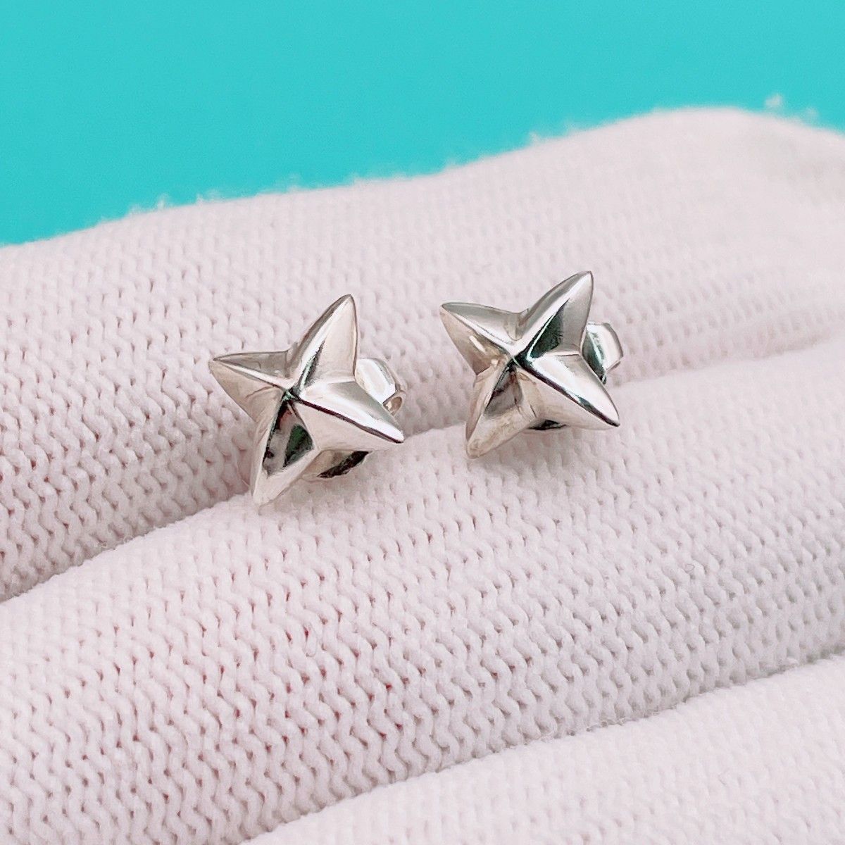◇ティファニー◇新品仕上済 Tiffany&Co. シリウススター ピアス Ag925